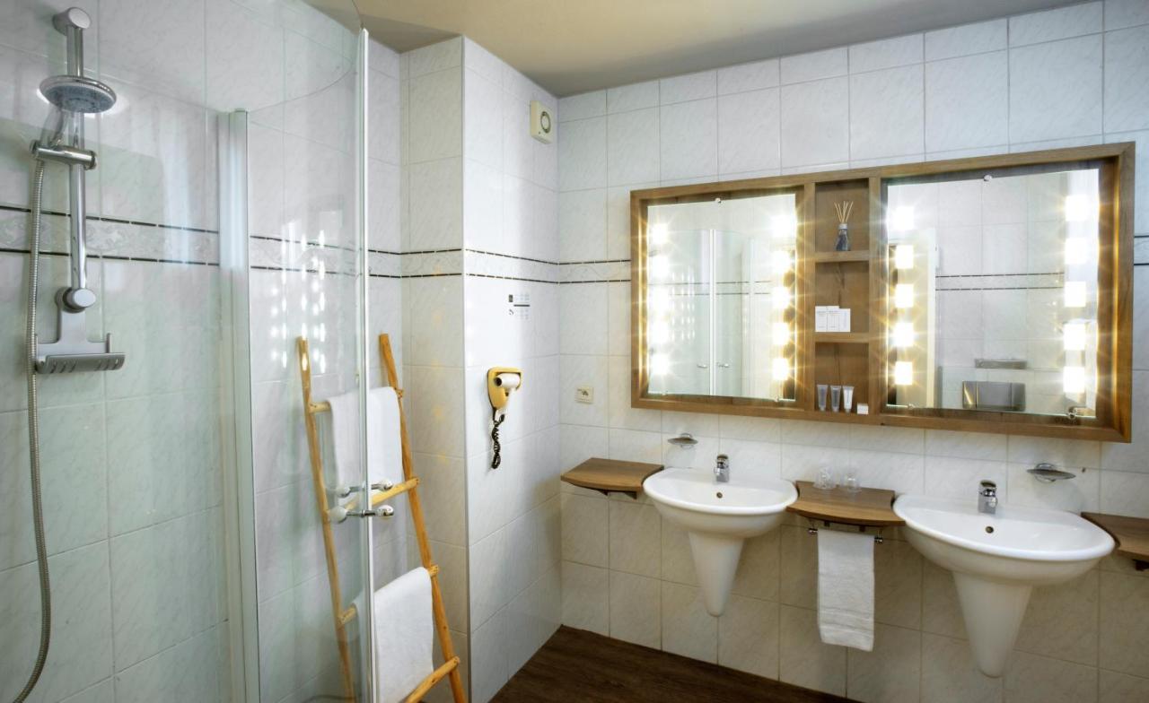 Hotel Mardaga As Zewnętrze zdjęcie